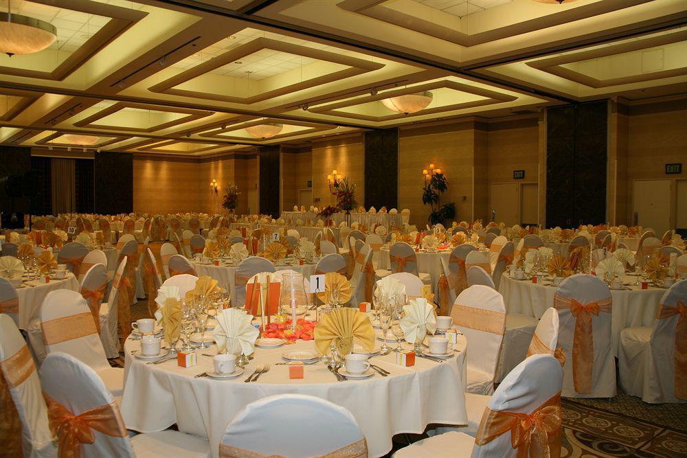 Doubletree By Hilton Newark-Fremont Hotel Servis gambar