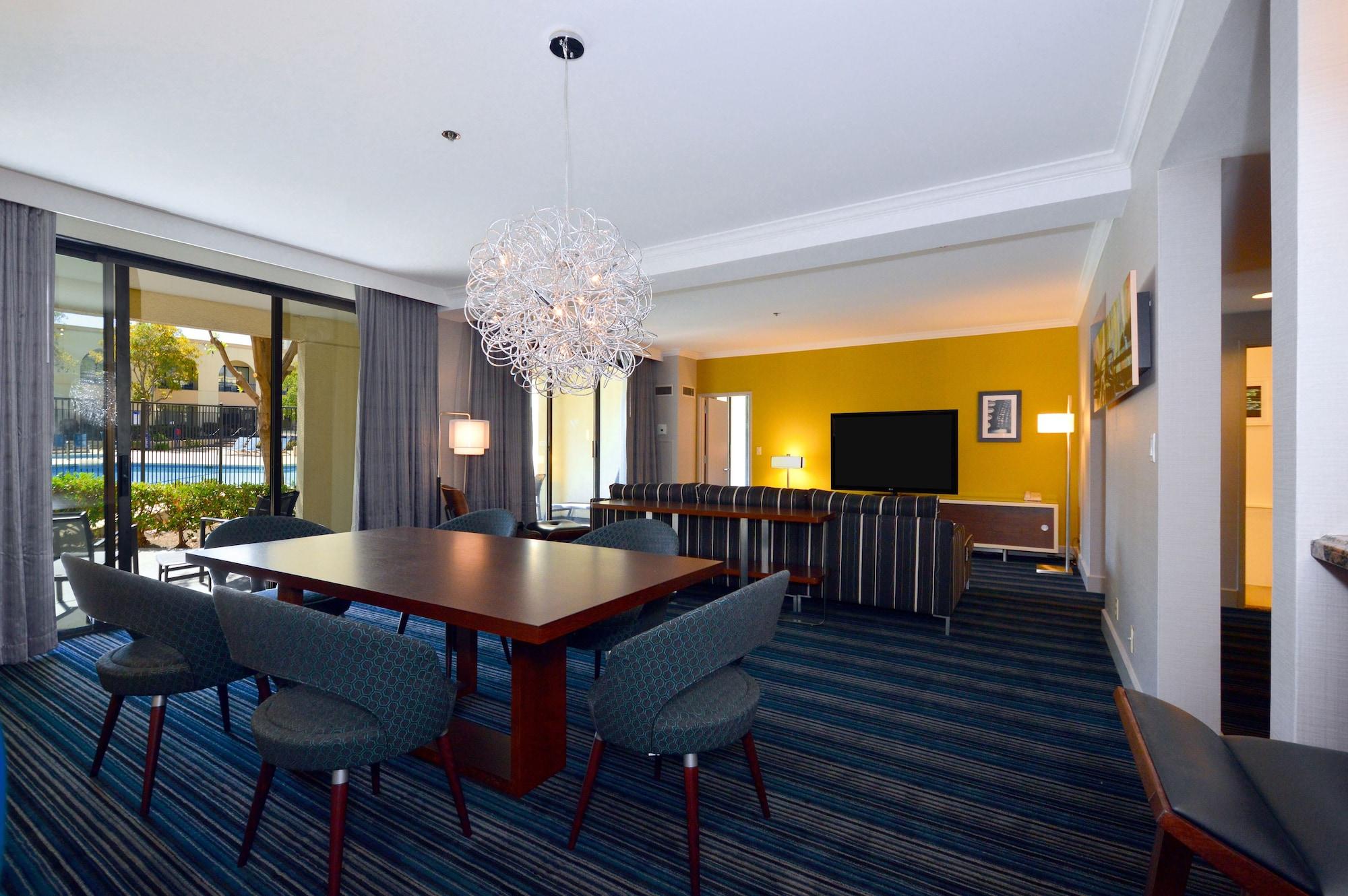 Doubletree By Hilton Newark-Fremont Hotel Luaran gambar