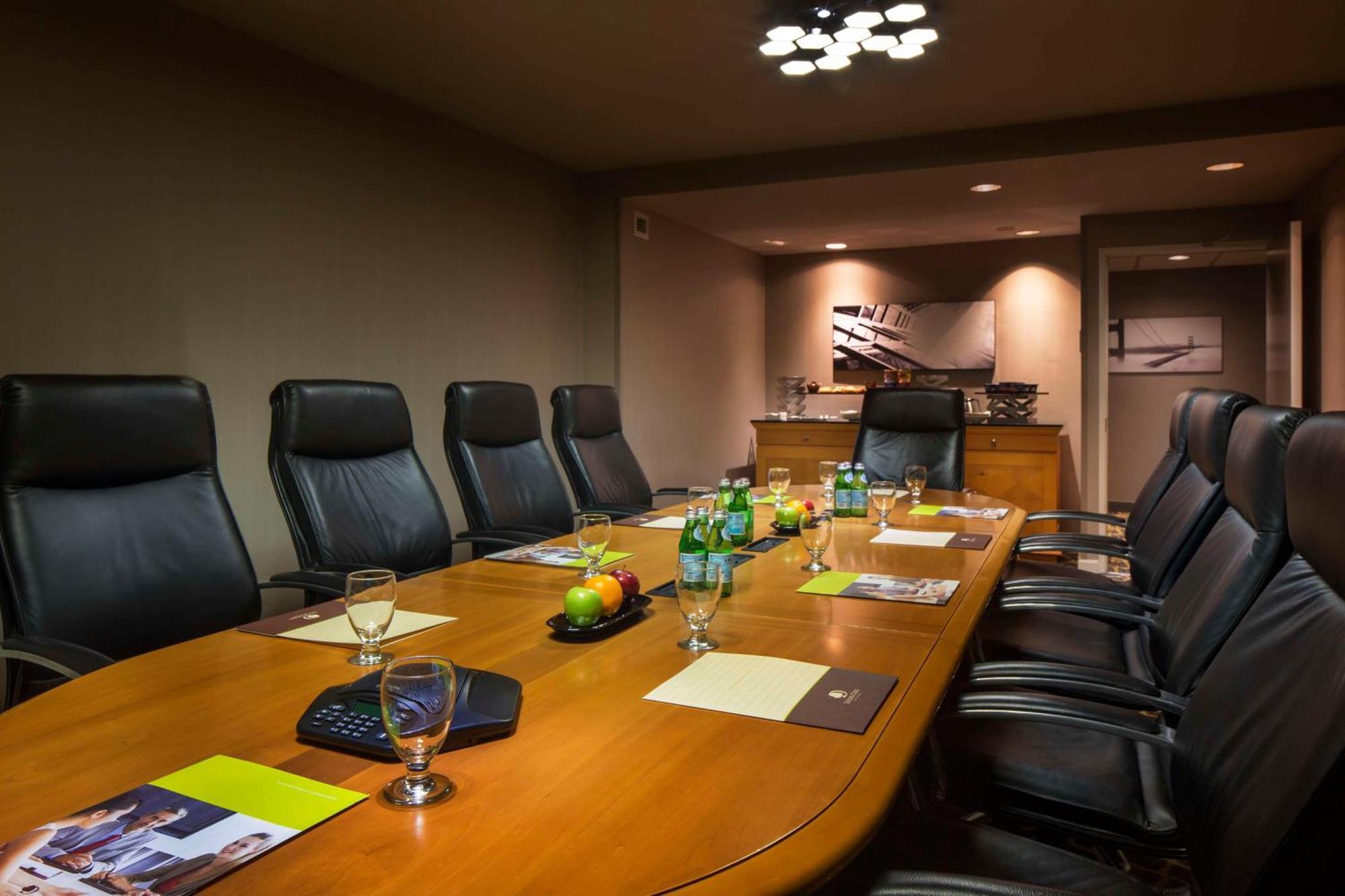 Doubletree By Hilton Newark-Fremont Hotel Luaran gambar